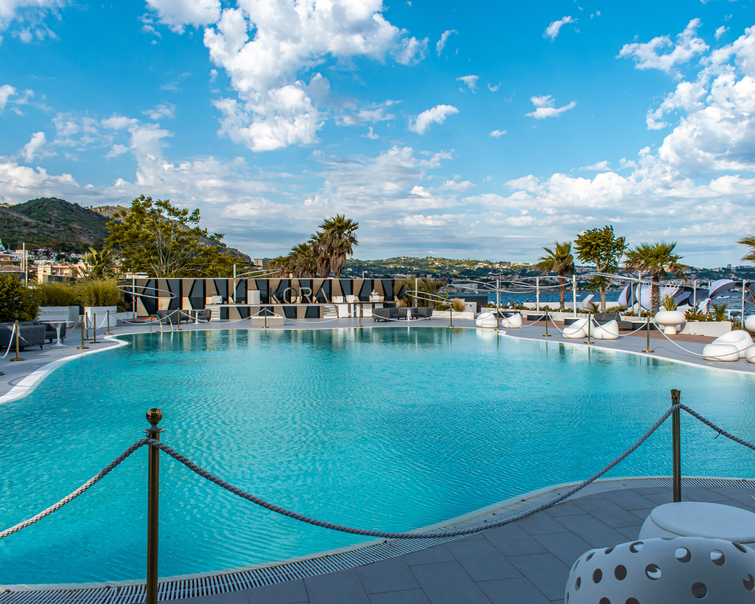 Area piscina all'aperto del Lido Napoli